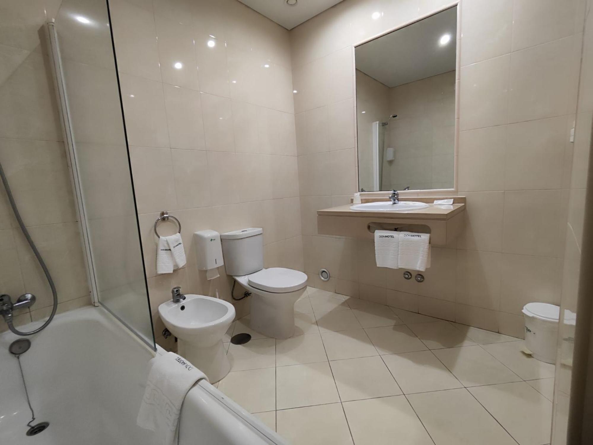 Dom Hotel Penafiel Ngoại thất bức ảnh